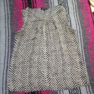 Silky Chevron Print Shell Top
